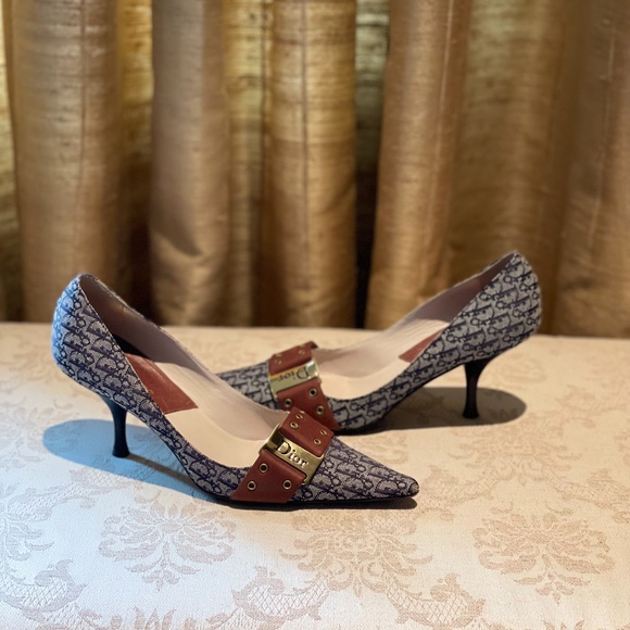 Christian Dior Navy Jacquard Canvas/Leather Logo Pump - Picture 3 of 10